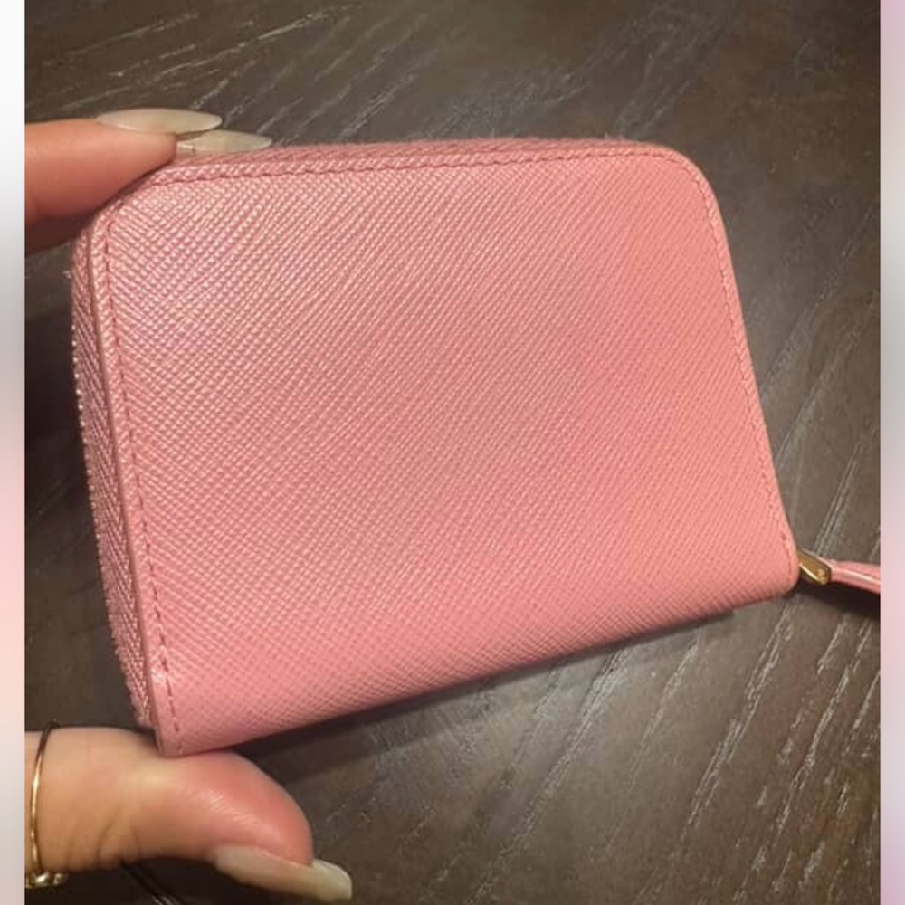 Prada Blush Pink Leather Bow Wallet - Picture 7 of 8